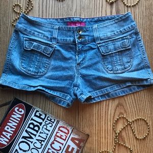 🧟‍♀️JLO GLO Denim Shorts 🧟‍♀️